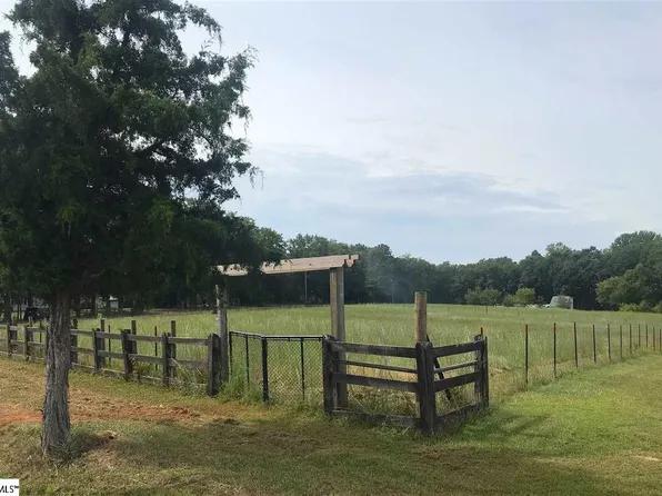 6992 Greenpond Rd, Gray Court, SC 29645