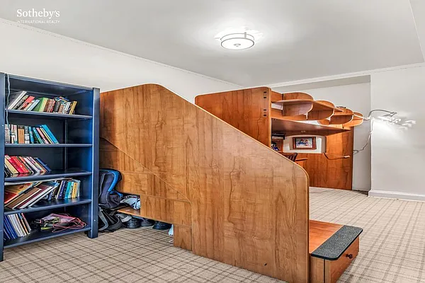 Sold by Sotheby's International Realty | media 28