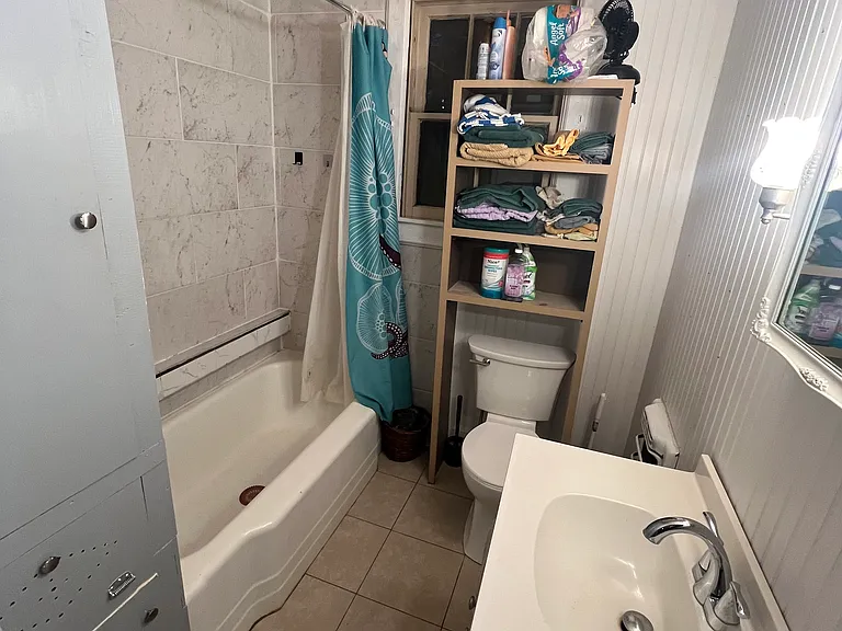 713 Avenue B — Photo 6
