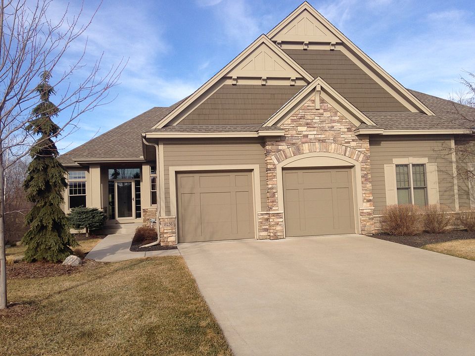 Gorgeous wild life lot!