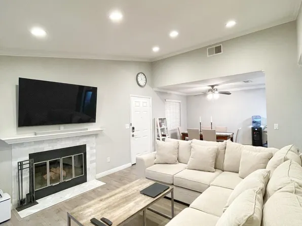 11150 Trinity River Dr APT 102, Rancho Cordova, CA 95670