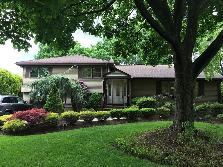 212 Delmar Ave — Photo 10