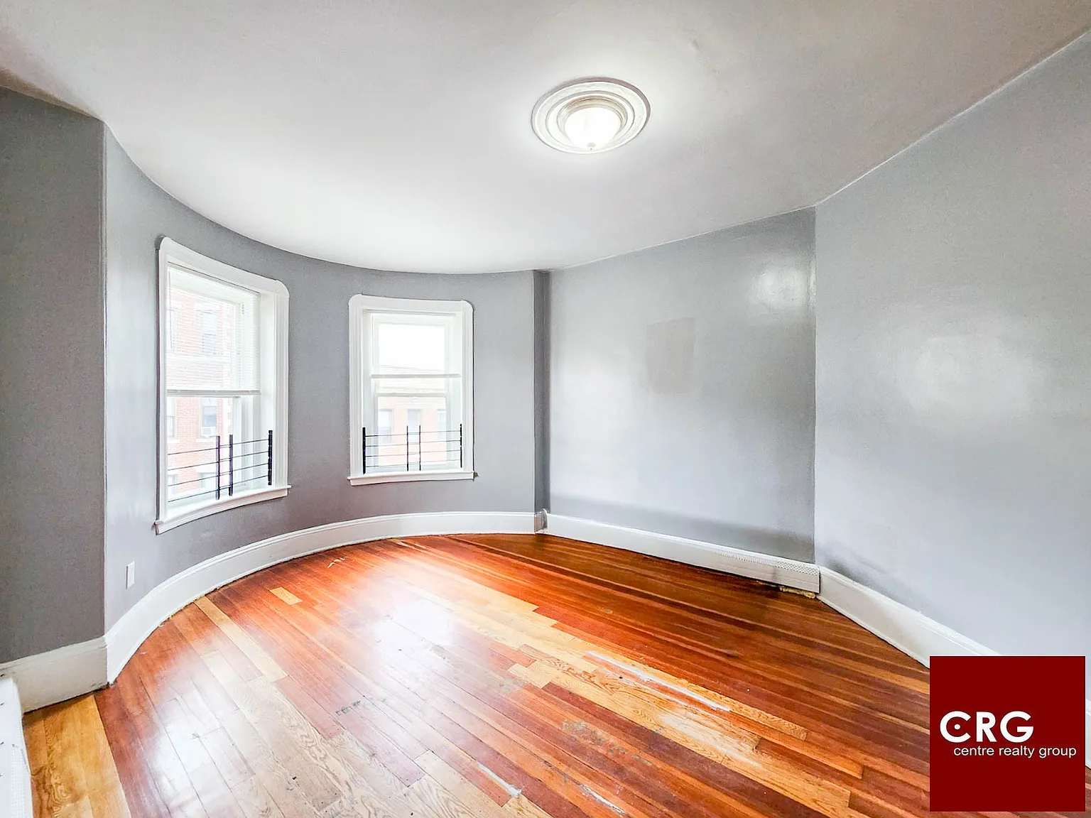 3 bed, 1.0 bath, 900 sqft, $3,390 — Photo 3