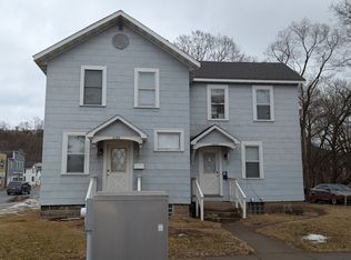 1201 S Farwell St, Eau Claire, WI 54701