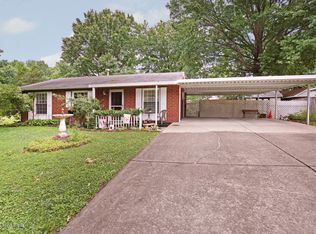 8604 Oglesby Ct, Fairdale, KY 40118