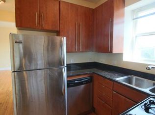 3853 W Ainslie St APT 3, Chicago, IL 60625