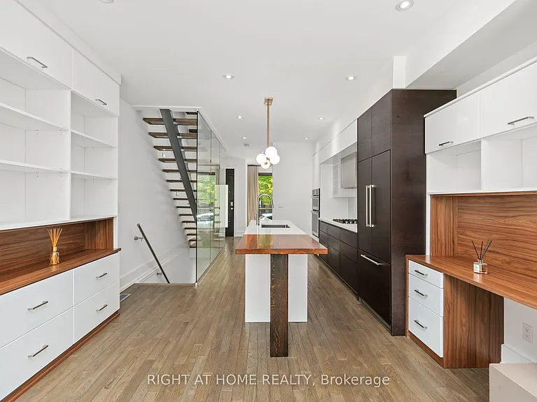 66 Havelock St #11 — Photo 10