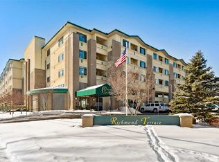 400 Richmond St #432, Appleton, WI 54911