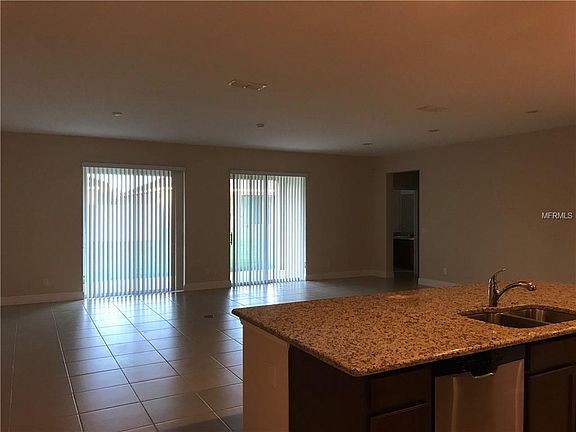 5th image of 14475 Breakwater Way