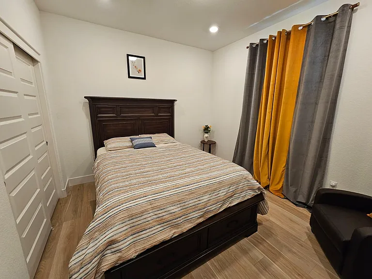 17584 Capricorn Ct — Photo 41
