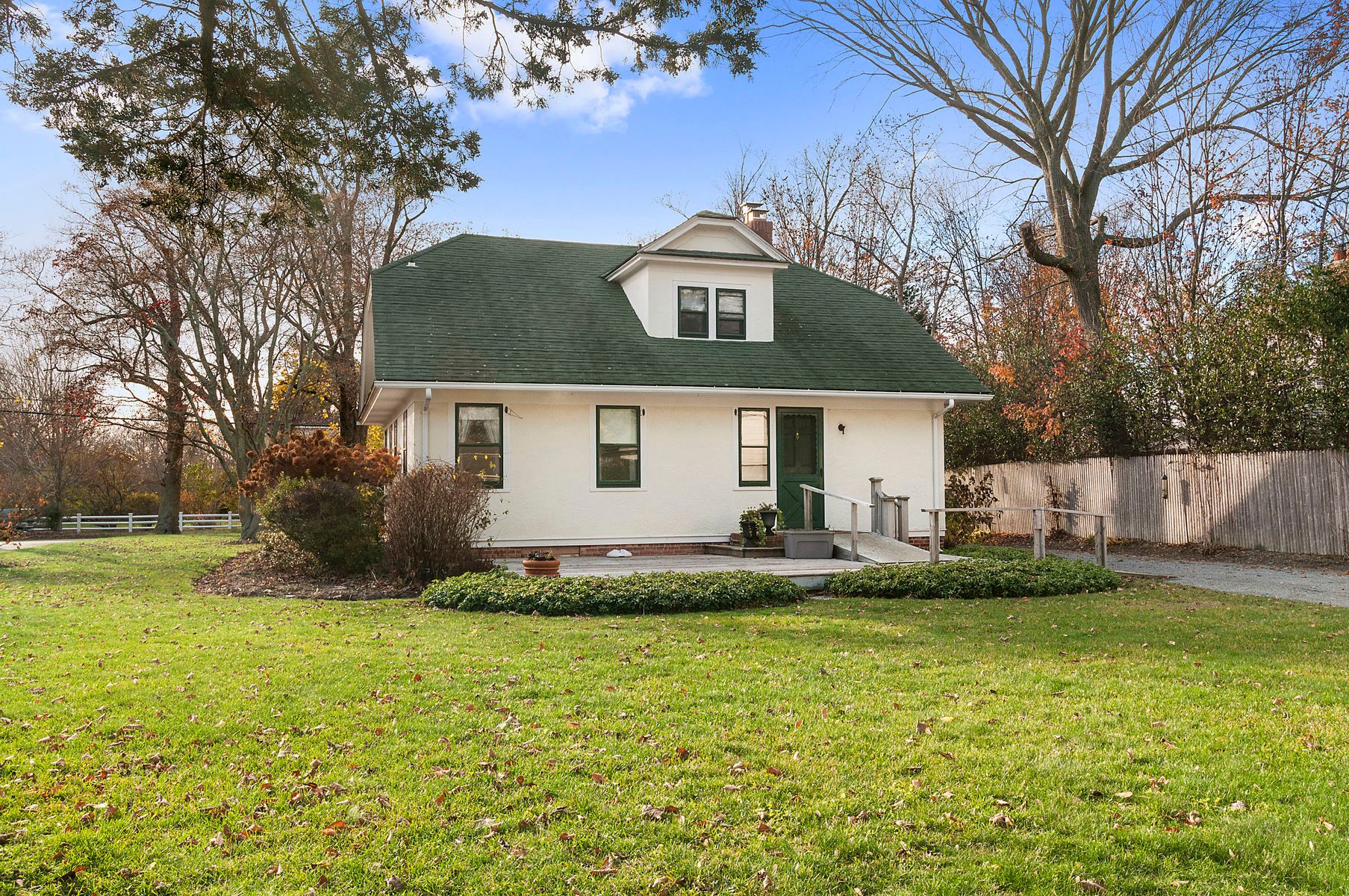 145 Lumber Ln in Bridgehampton Out East