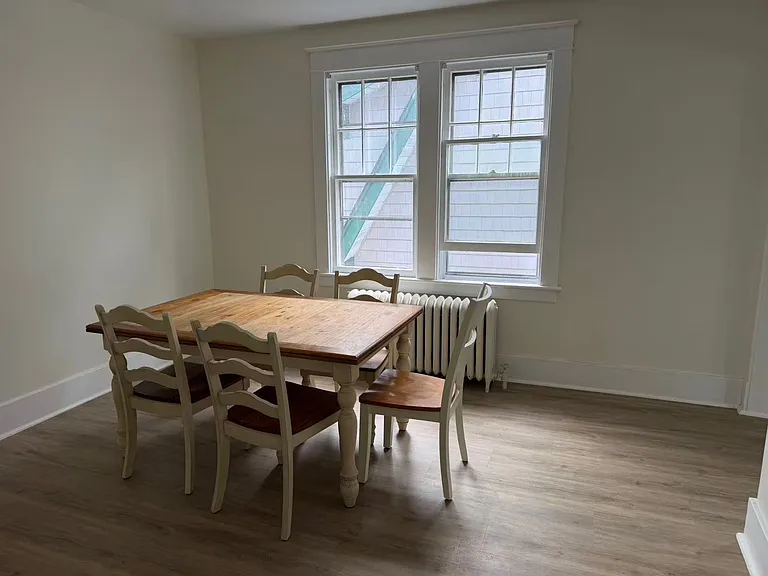 22B Forest Ave #2 — Photo 9