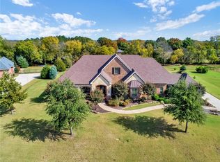 330 Darton Dr, Lucas, TX 75002