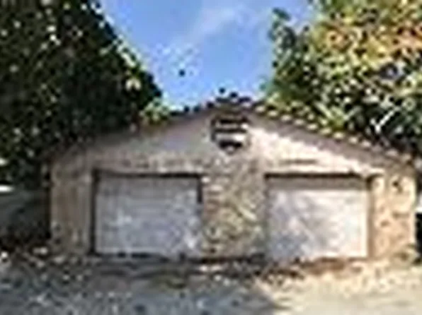 1303 N Bishop St, San Marcos, TX 78666