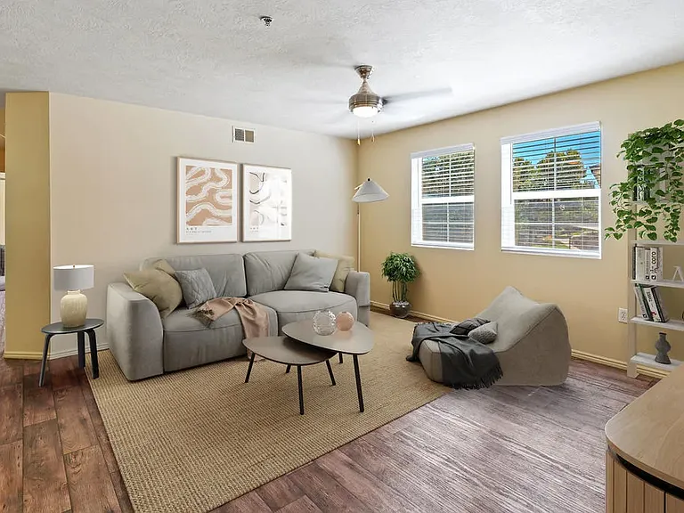 Bluffs Apartments — Photo 1