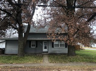 202 W Birch St, New Berlin, IL 62670