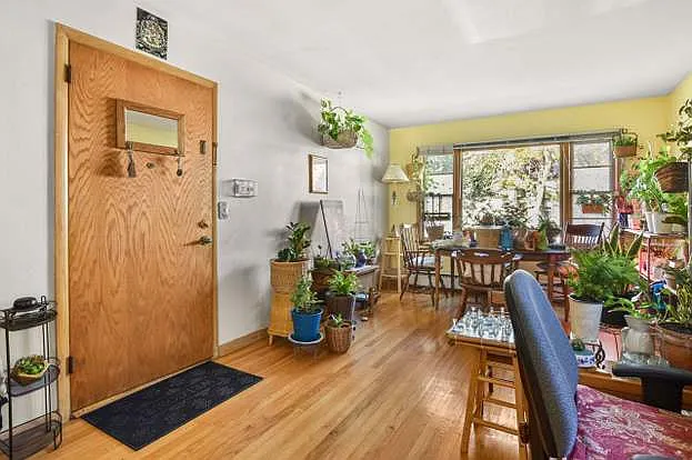 1201 E Mifflin St #2 — Photo 4