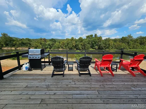 235 Riverside Dr, Van Buren, MO 63965