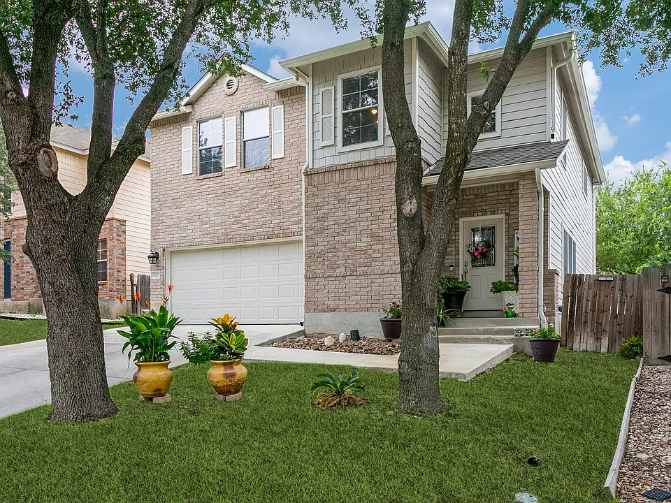 6622 Clovis Ct