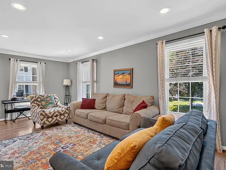 7331 Rolling Oak Ln — Photo 7