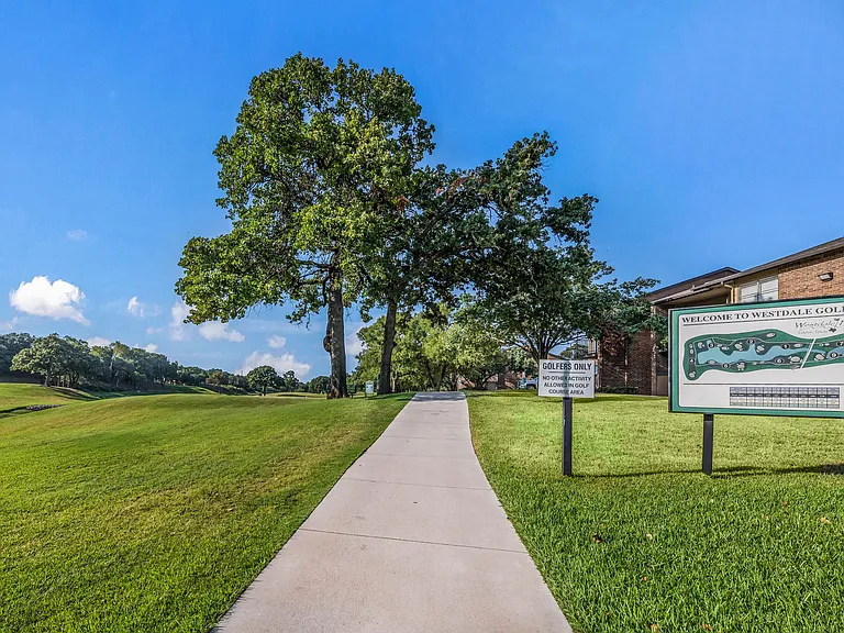 Westdale Hills Golf Course Grounds