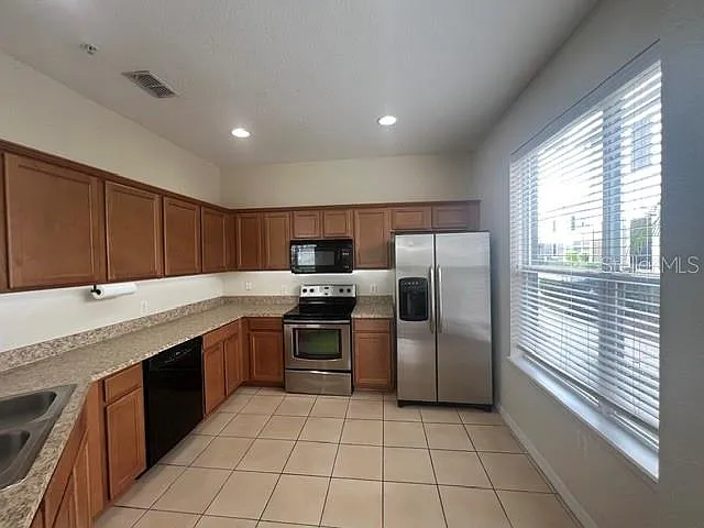6630 S Goldenrod Rd #B — Photo 8