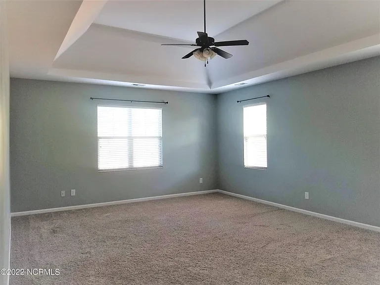 411 Cyrus Thompson Dr — Photo 31