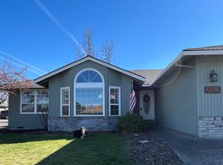 2052 Young Ct, Medford, OR