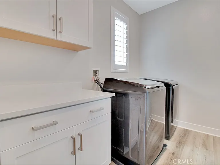 27031 California Ct — Photo 30