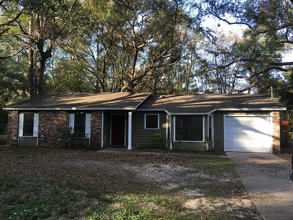 5770 Eunice Ct