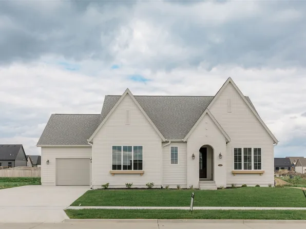 306 SW 18th St, Ankeny, IA 50023