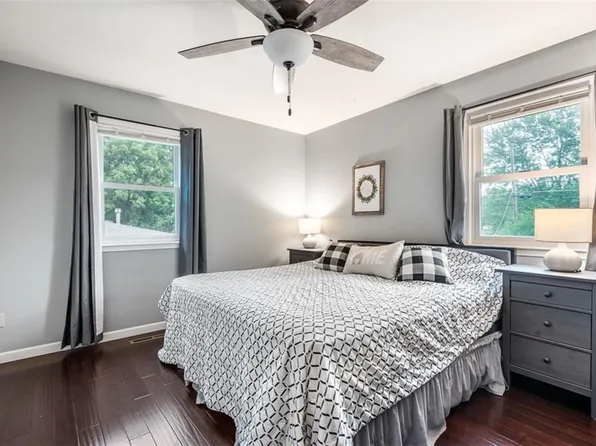 1337 S Elm St, Ottawa, KS 66067