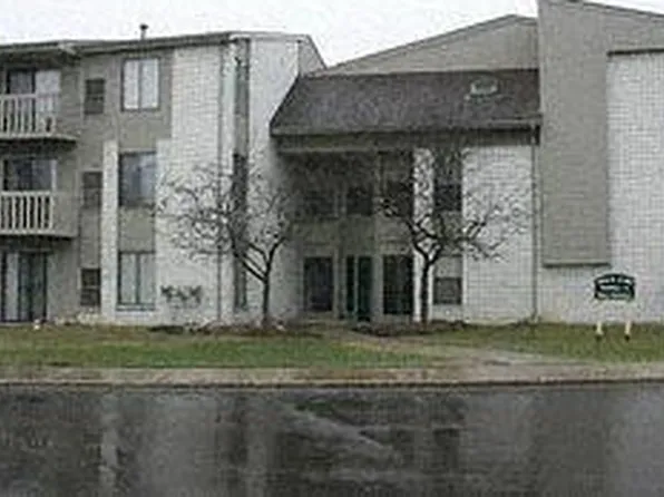 32005 W 12 Mile Rd Unit 303, Farmington Hills, MI 48334