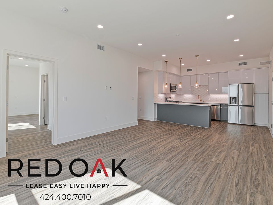 1st image of 4000 W Mont Clair St #302