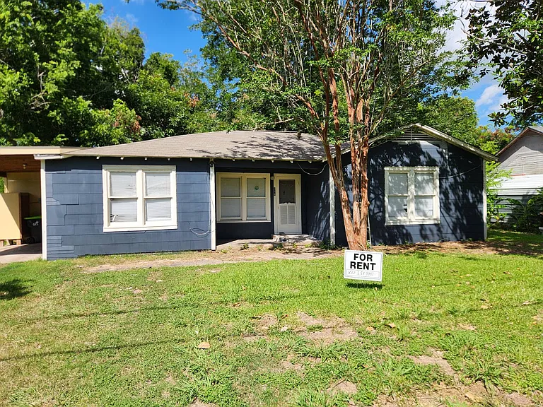 416 Delmas Dr — Photo 3