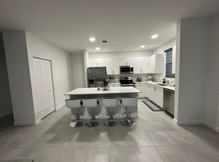12502 SW 202nd Ln, Miami, FL 33177