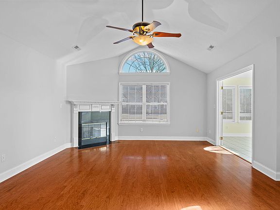 5th image of 2541 Baskette Way