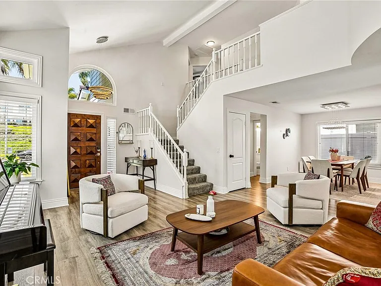 24882 Oxford Dr — Photo 2