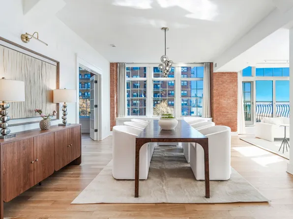 174 Washington Street image 7 of 32