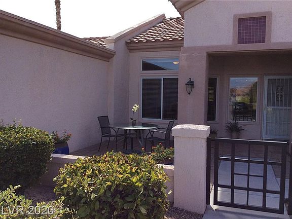4th image of 10153 Hunter Springs Dr