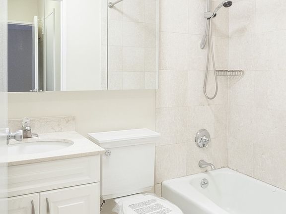 4th image of 182 E 95th St #*4d