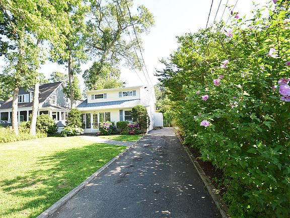 2nd image of 622 Beacon Blvd