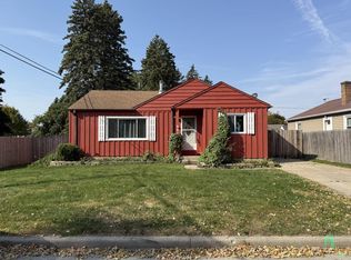 3218 Alvilda Ct, Racine, WI 53403