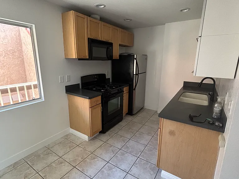 6600 Warner Ave — Photo 5