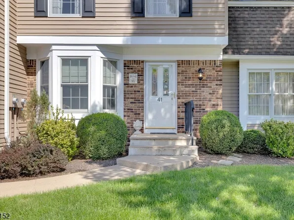 41 Dexter Dr N, Bernards Twp., NJ 07920