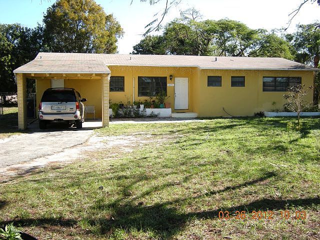 1st image of 3271 Glendale Blvd
