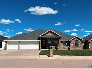 3825 Ethan Ave, Clovis, NM 88101