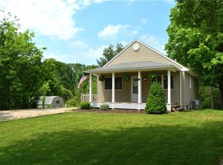 24 Maxson St, Ashaway, RI 02804