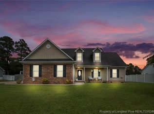 162 Livingston Dr, Raeford, NC 28376