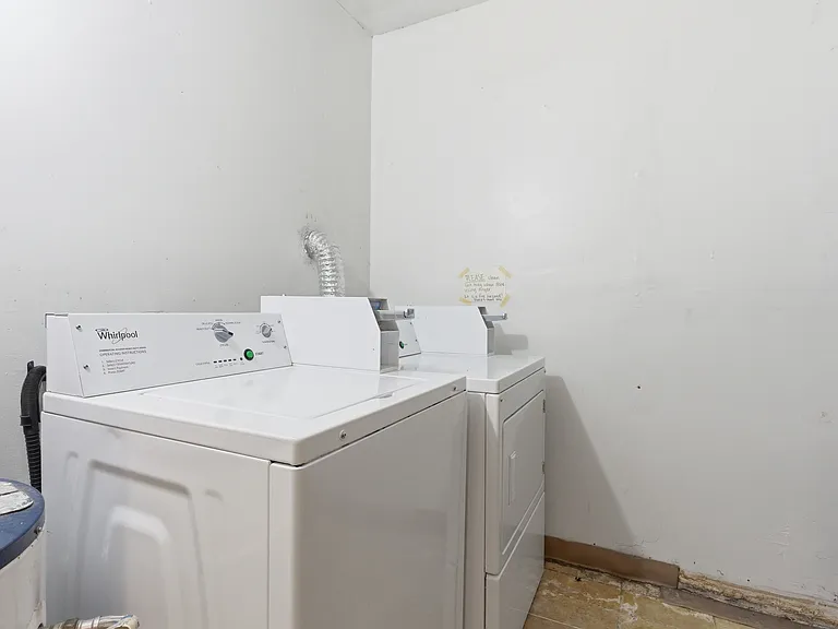 830 Locust St #6 — Photo 17